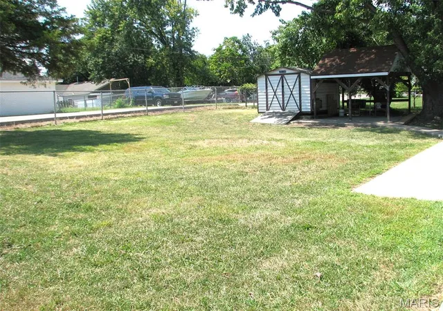 11th image of 1002 Terrace Dr, Festus, MO 63028 | MLS# MIS26023995