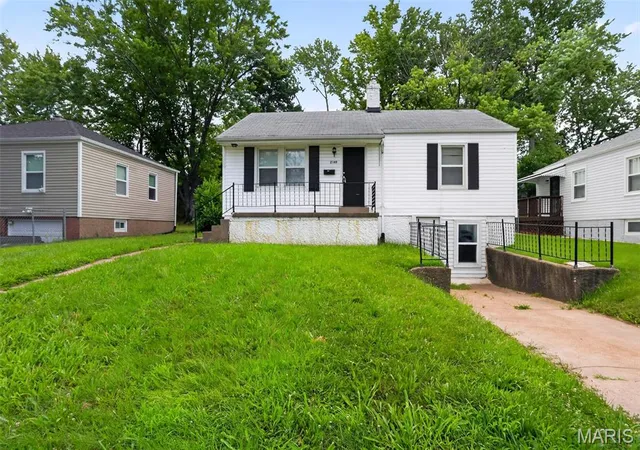 Photo 1 of Single family home for sale at 2049 Coleridge Dr, Saint Louis, MO 63136 | MLS# MIS26024006 | Listing updated on 2026-10-22
