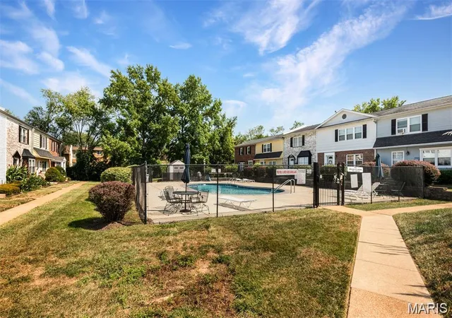 35th image of 4434 Pegasus Dr, Saint Louis, MO 63129 | MLS# MIS26024113