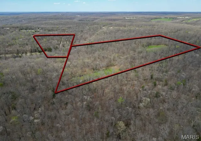 38th image of 24755 Mayapple Ln, Lebanon, MO 65536 | MLS# MIS26024142