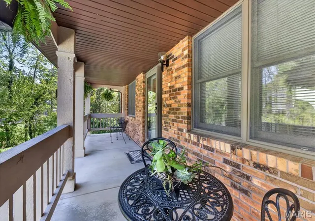 5th image of 411 John Henry St, Belleville, IL 62220 | MLS# MIS26024148