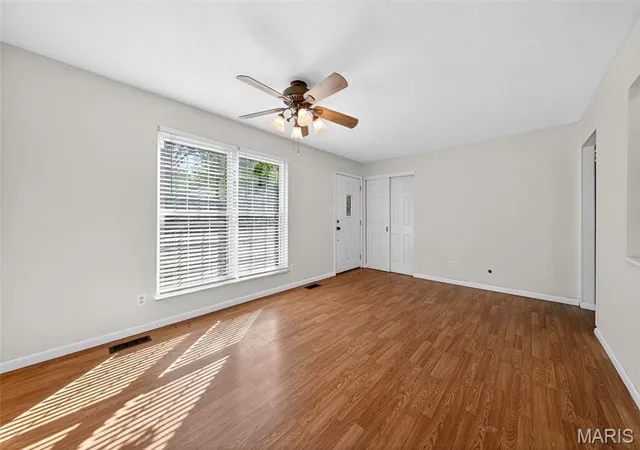 Photo 4 of Single family home for sale at 5418 Oakcrest Dr, Imperial, MO 63052 | MLS# MIS26024155 | Listing updated on 2026-07-03