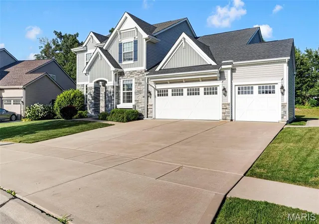 Homes for sale in Wentzville, MO | 222 Grayleaf Ct, Wentzville, MO 63385 | MLS# MIS26024169