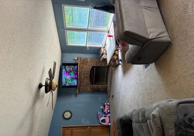 Photo 4 of Manufactured home for sale at 642 Grandview Dr Dr, Bismarck, MO 63624 | MLS# MIS26024171 | Listing updated on 2026-08-18