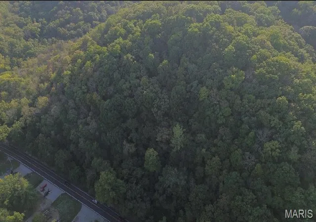 2nd image of 2865 State Rd W, Eureka, MO 63025 | MLS# MIS26024188