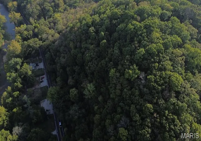 3rd image of 2865 State Rd W, Eureka, MO 63025 | MLS# MIS26024188