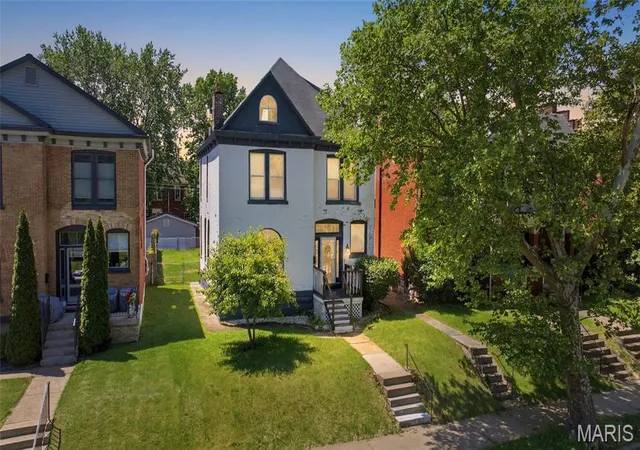 4th image of 3810 Arsenal St, St Louis, MO 63116 | MLS# MIS26024216