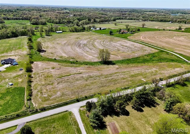 1st image of 418 County Road 418, Hannibal, MO 63401 | MLS# MIS26024267