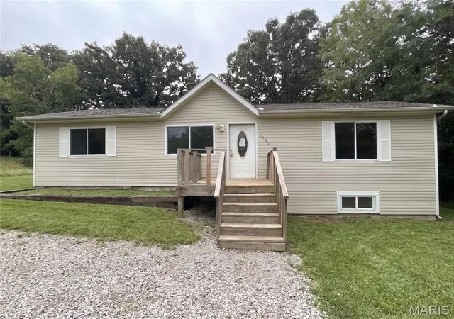 1st image of 1620 Chinook Ct, Robertsville, MO 63072 | MLS# MIS26024307