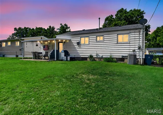 Homes for sale in Mehlville, MO | 209 Freeman Dr, Mehlville, MO 63129 | MLS# MIS26024313