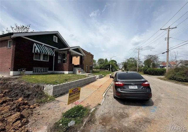 Photo 3 of Land for sale at 4816 Highland Ave, Saint Louis, MO 63113 | MLS# MIS26024347 | Listing updated on 2026-07-10