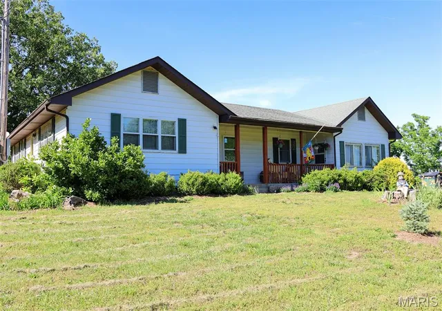 Homes for sale in Richland, MO | 26525 Hwy Ab, Richland, MO 65556 | MLS# MIS26024370
