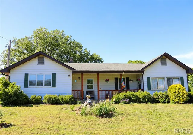 Homes for sale in Richland, MO | 26525 Hwy Ab, Richland, MO 65556 | MLS# MIS26024370