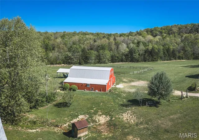 Photo 3 of House for sale at 1455 Madison 441, Fredericktown, MO 63645 | MLS# MIS26024543 | Listing updated on 2026-04-29