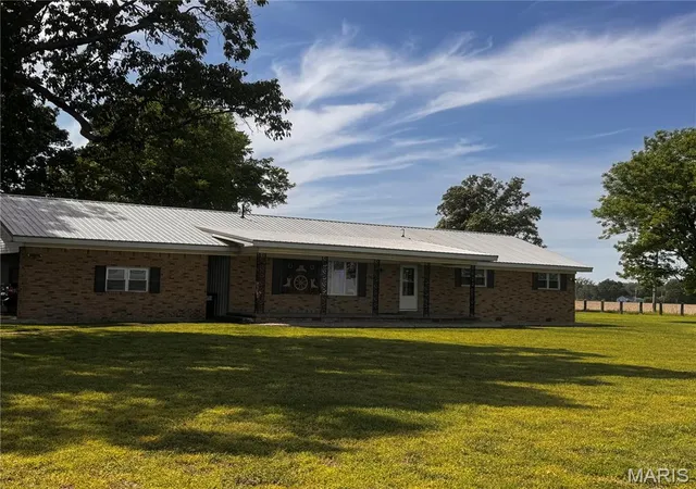 Single family home for sale at 40711 State Hwy Mm, Malden, MO 63863 | MLS# MIS26024544