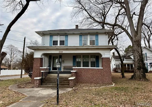 Homes for sale in Duquoin, IL | 335 E North, Duquoin, IL 62832 | MLS# MIS26024733