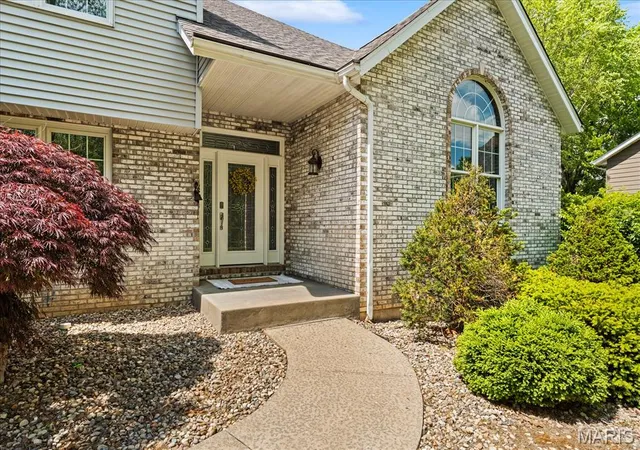 Homes for sale in O'fallon, IL | 913 Glen Hollow Dr, O'fallon, IL 62269 | MLS# MIS26024743