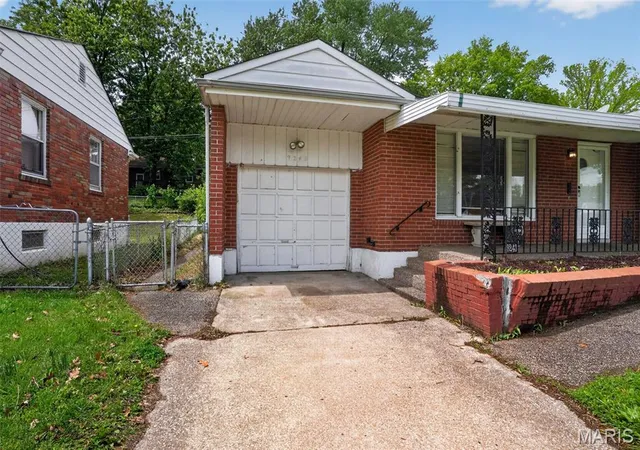 Homes for sale in Bellefontaine Nghbrs, MO | 9243 Filibert Dr, Bellefontaine Nghbrs, MO 63137 | MLS# MIS26024781