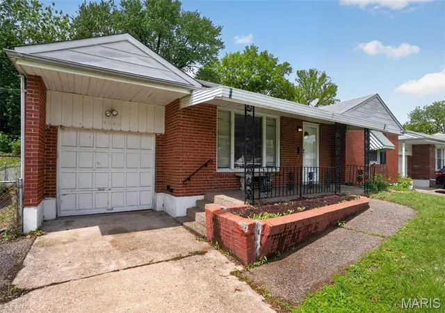 Homes for sale in Bellefontaine Nghbrs, MO | 9243 Filibert Dr, Bellefontaine Nghbrs, MO 63137 | MLS# MIS26024781