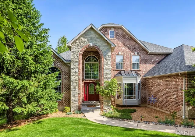2nd image of 759 Heatherstone Dr, High Ridge, MO 63049 | MLS# MIS26024856