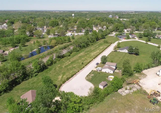 Homes for sale in New Athens, IL | 813 Mariana Ct, New Athens, IL 62264 | MLS# MIS26024920