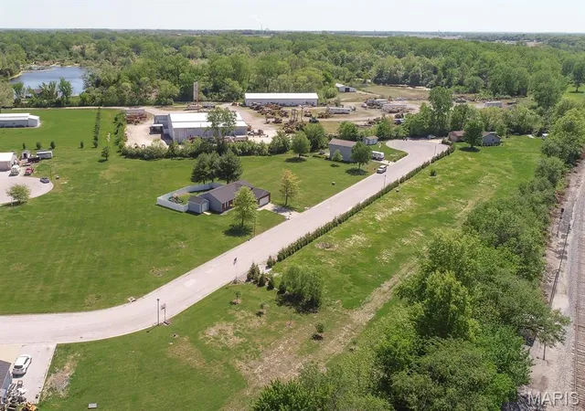 Homes for sale in New Athens, IL | 821 Mariana, New Athens, IL 62264 | MLS# MIS26024925