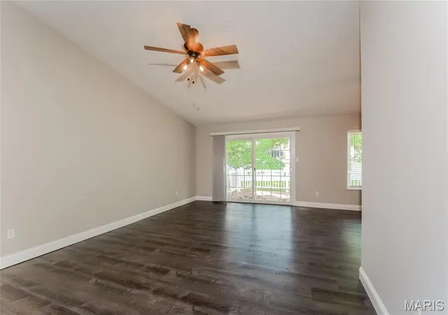 Photo 3 of Single family home for sale at 2 Saw Ml Way, Saint Charles, MO 63303 | MLS# MIS26024974 | Listing updated on 2026-10-26