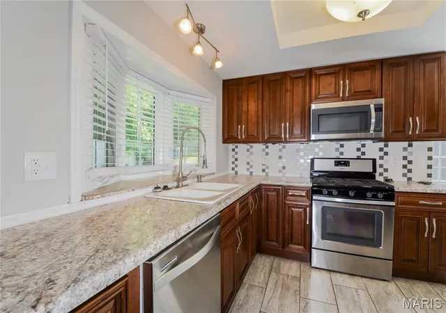 Photo 4 of Single family home for sale at 2 Saw Ml Way, Saint Charles, MO 63303 | MLS# MIS26024974 | Listing updated on 2026-10-26