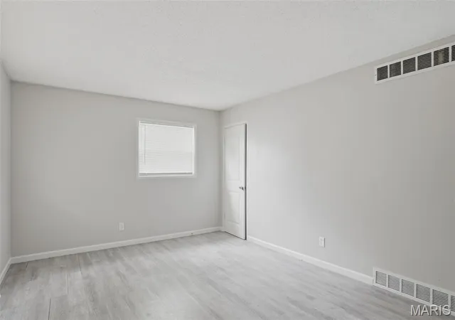 Photo 3 of Sale Pending at 1112 Rhea Ave, Saint Louis, MO 63138 | MLS# MIS26025070 | Listing updated on 2026-09-19