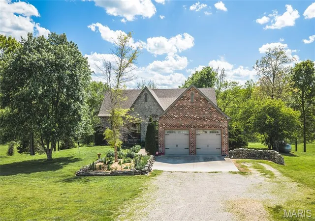 Homes for sale in Richland, MO | 34555 Hwy Ff, Richland, MO 65556 | MLS# MIS26025116