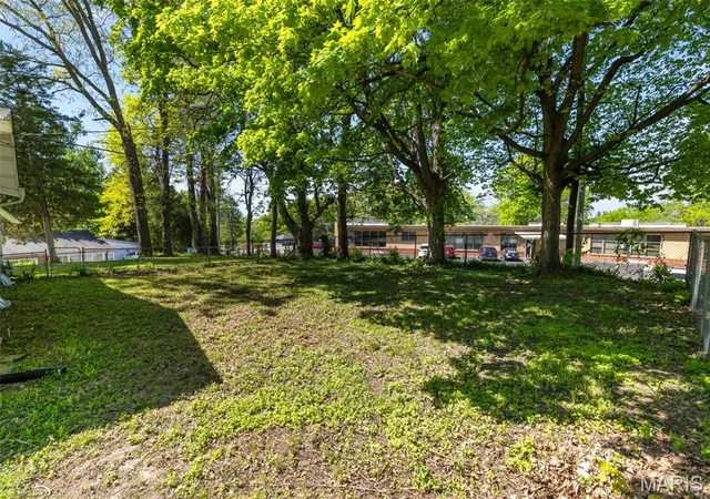 Homes for sale in Saint Louis, MO | 425 Powell Ave, Saint Louis, MO 63135 | MLS# MIS26025137