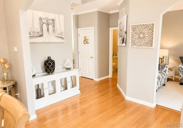 2nd image of 1126 Manor Cove Dr, Saint Charles, MO 63304 | MLS# MIS26025156