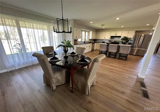 Photo 4 of Single family home for sale at 164 Geroid Ct, Jackson, MO 63755 | MLS# MIS26025184 | Listing updated on 2026-04-24