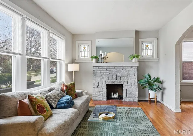 Photo 3 of Multi family home for sale at 1026 Claytonia Ter, Saint Louis, MO 63117 | MLS# MIS26025189 | Listing updated on 2026-04-24