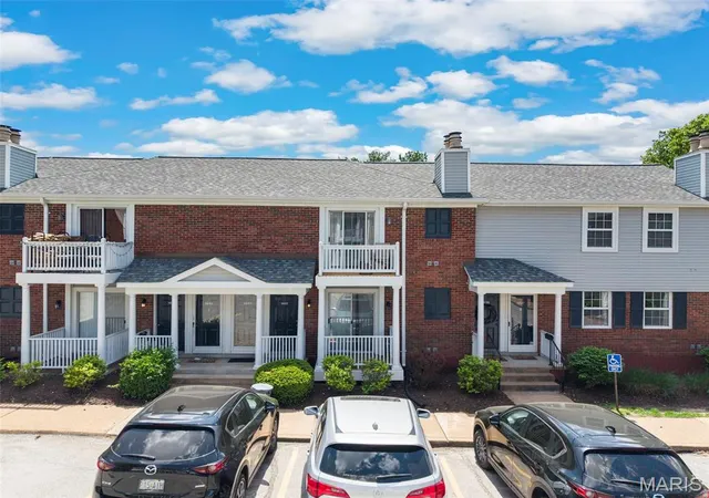 3rd image of 1441 Oriole Pl, Saint Louis, MO 63144 | MLS# MIS26025203