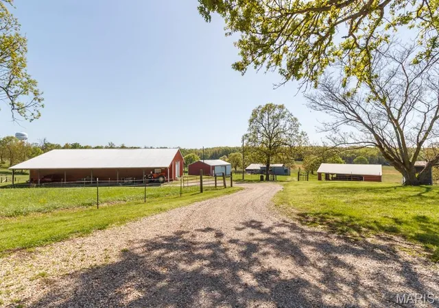 Homes for sale in Laquey, MO | 28495 Hwy 17, Laquey, MO 65534 | MLS# MIS26025256