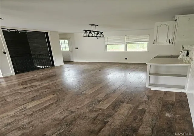 Photo 3 of Single family home for sale at 1140 Sycamore Ln, Saint Clair, MO 63077 | MLS# MIS26025266 | Listing updated on 2026-10-02