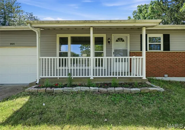 Homes for sale in Unincorporated, MO | 3026 Nettie Dr, Unincorporated, MO 63129 | MLS# MIS26025301