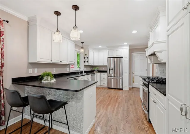 Homes for sale in Webster Groves, MO | 526 Selma Ave, Webster Groves, MO 63119 | MLS# MIS26025371