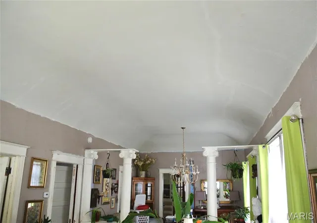 Homes for sale in Poplar Bluff, MO | 812 Benton St, Poplar Bluff, MO 63901 | MLS# MIS26025421