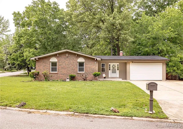 1st image of 415 Montbrook Dr, O Fallon, MO 63366 | MLS# MIS26025510