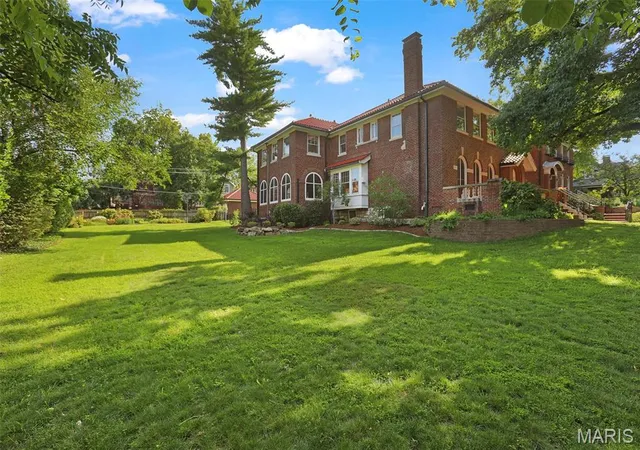 Homes for sale in University City, MO | 7006 Maryland Ave, University City, MO 63130 | MLS# MIS26025545
