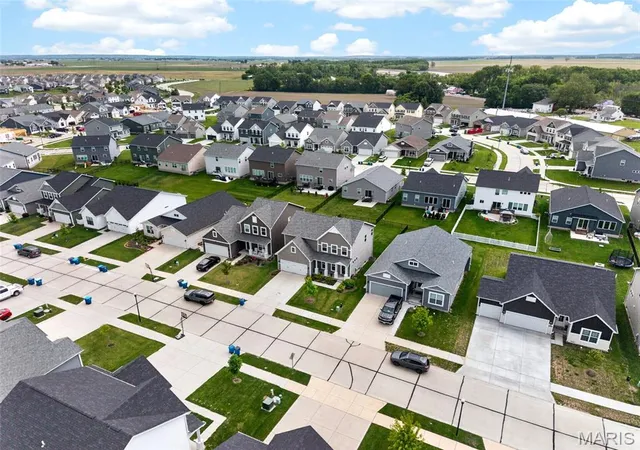31st image of 3256 River Breeze Ct, St Charles, MO 63301 | MLS# MIS26025589