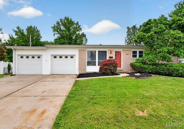 1st image of 14 Olvera Cir, Florissant, MO 63031 | MLS# MIS26025590