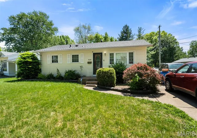2nd image of 1630 Tyson Dr, Florissant, MO 63031 | MLS# MIS26025688