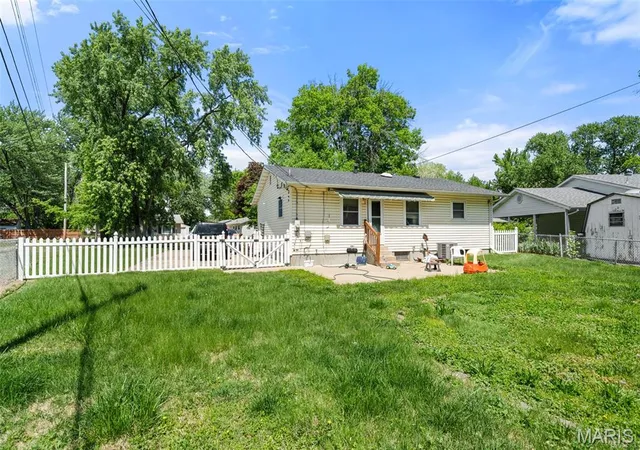25th image of 1630 Tyson Dr, Florissant, MO 63031 | MLS# MIS26025688