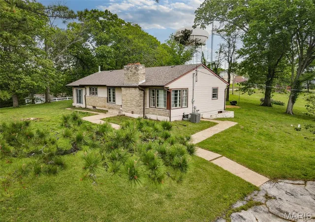 Photo 1 of Single family home for sale at 145 Well Dr, Herculaneum, MO 63048 | MLS# MIS26025772 | Listing updated on 2026-08-18