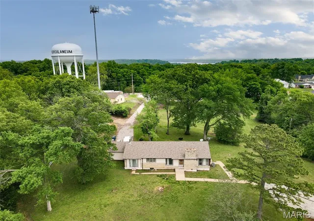 Photo 3 of Single family home for sale at 145 Well Dr, Herculaneum, MO 63048 | MLS# MIS26025772 | Listing updated on 2026-08-18