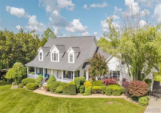 3rd image of 327 Hickory Spring Ln, Union, MO 63084 | MLS# MIS26025805