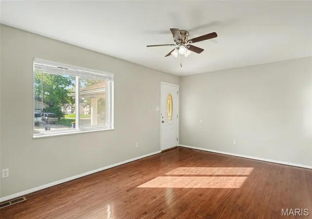 3rd image of 3145 Chicory Creek Ln, Florissant, MO 63031 | MLS# MIS26025825